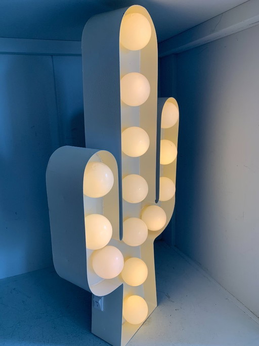 VINTAGE Cactus Designlamp (Staande lamp) - Met alle lichtbollen werkend en goede schakelaar - 2x AA - Staande lamp - Metaal