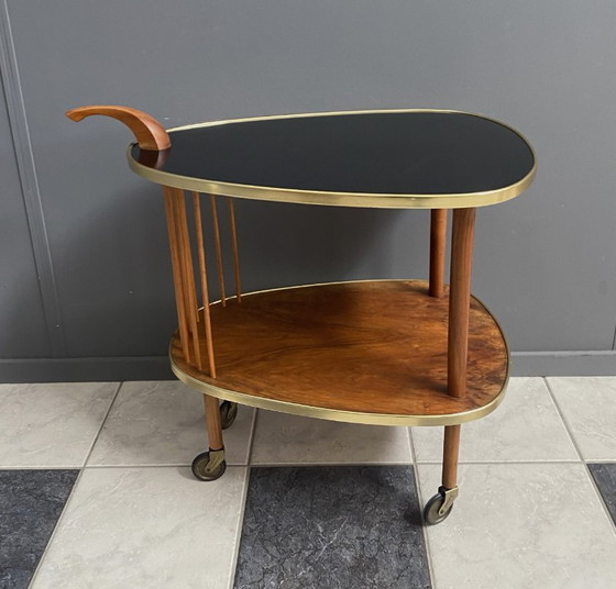 Image 1 of Carrello di servizio a forma di uovo, anni '60