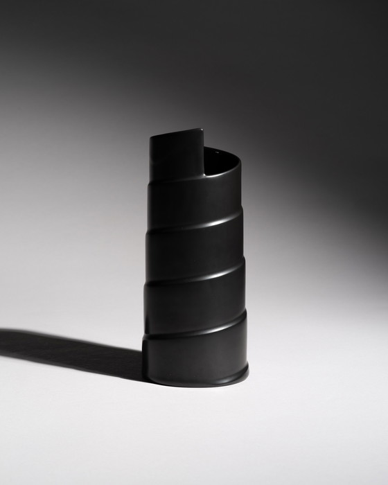 Image 1 of Marcello Morandini &amp; Tapio Wirkkala Rosenthal Dúo de jarrones de porcelana mate Noire