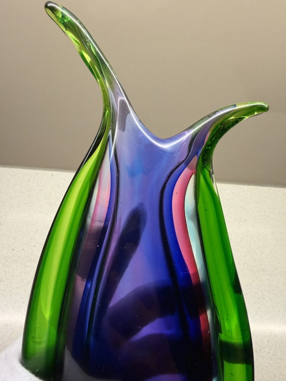 Vaso vintage di Murano sommerso - verde scultoreo, blu, viola e rosa - circa 1960 – Vasi, Glass (photo 11 of 13)