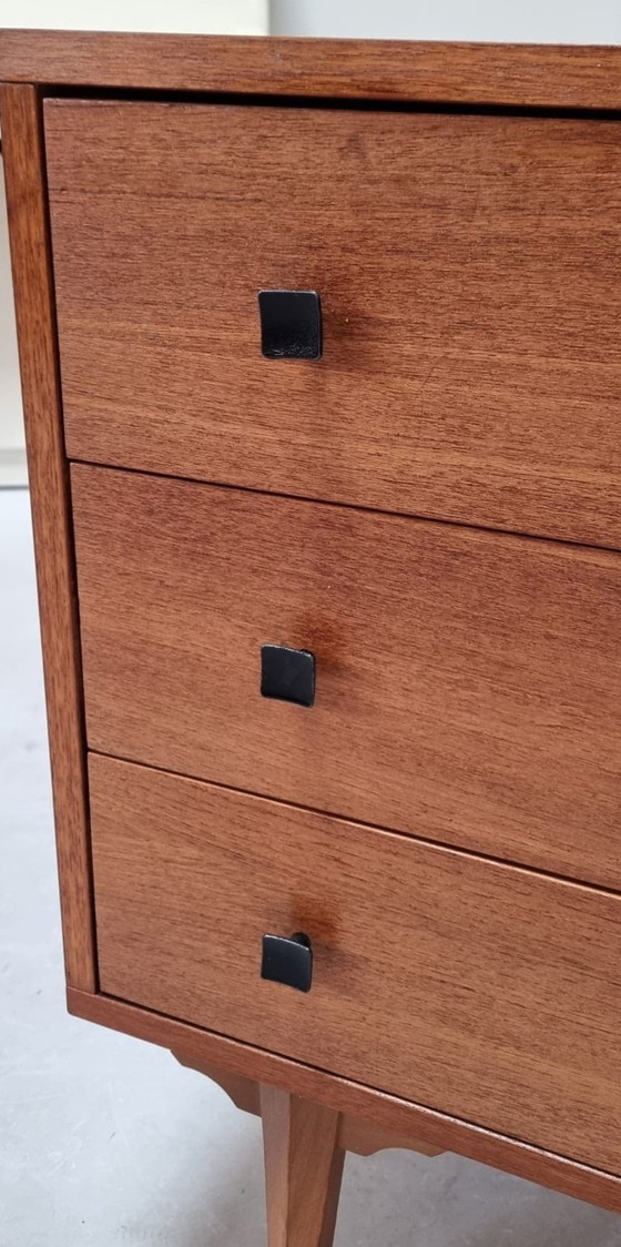 Cassettiera Mid Century – Credenze, Legno, Vintage (photo 9 of 17)