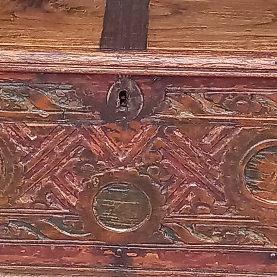 Image 1 of Oostenrijks Eikenhouten bruidskistje