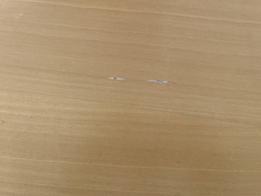 Table de salle à manger Delta et 4 chaises en cuir