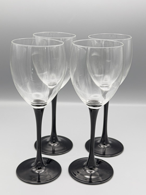 Image 1 of Set van 4 Luminarc wijnglazen met zwarte steel