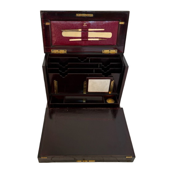 Image 1 of 19ème siècle - Victorien - Papeterie / Bureau - Marqueterie de bois de rose et charnières en laiton