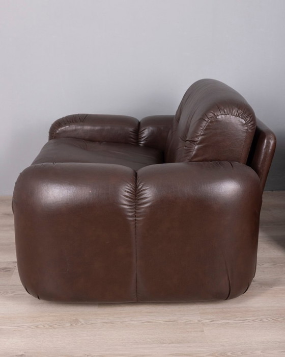 Image 1 of Een paar vintage bruine leren fauteuils uit de jaren 70, ontworpen door Ceriotti.