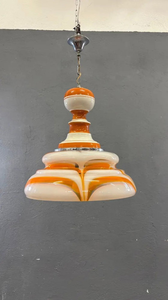 Image 1 of Italiaanse hanglamp van kunstglas, oranje en wit, handgeblazen kroonluchter, jaren 70
