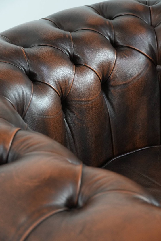 Image 1 of Brauner Chesterfield-Sessel aus Rindsleder im englischen Stil