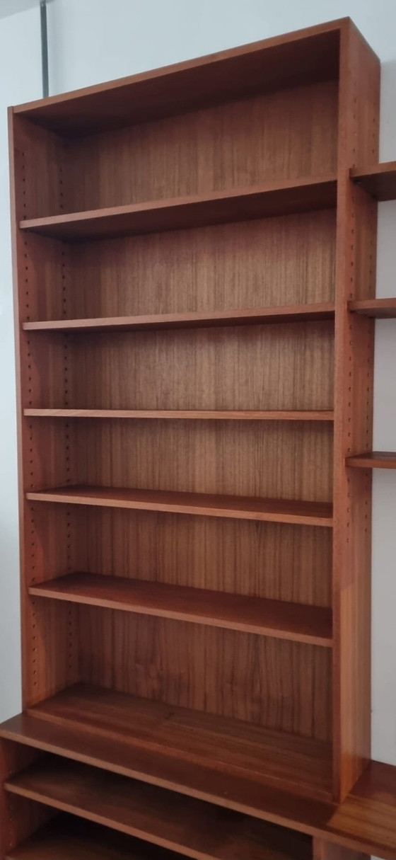 Image 1 of Librería de mediados de siglo