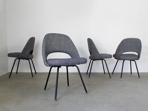 4x Knoll International Saarinen Conference chairs design Eero Saarinen