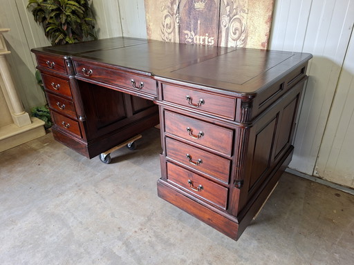 Classic double-sided desk, writing table, partner desk, with leather inlay, dimensions: 180x90cm and 79cm high.