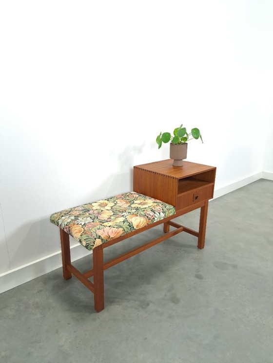 Image 1 of Banc de salle en teck de Suède