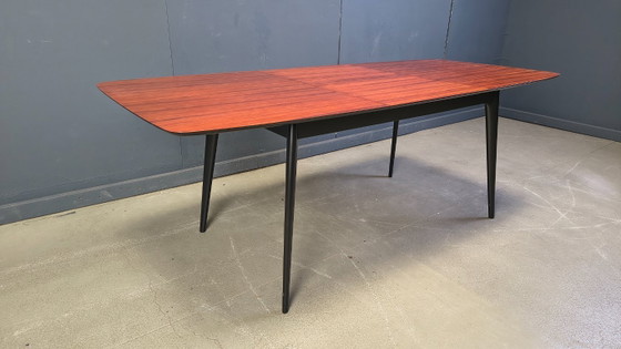 Image 1 of Uitschuifbare eettafel van Alfred Hendrickx voor Belform, jaren 1950.