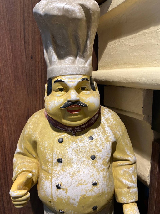 Imposing Polychrome Bisque Chef Statue – Tall Toque and Apron – Bistro Decor – decoratieve objecten (photo 2 of 5)