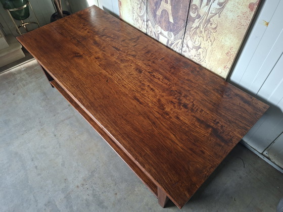 Image 1 of Classic English coffee table with drawers, dimensions 180x80cm and 53cm high.