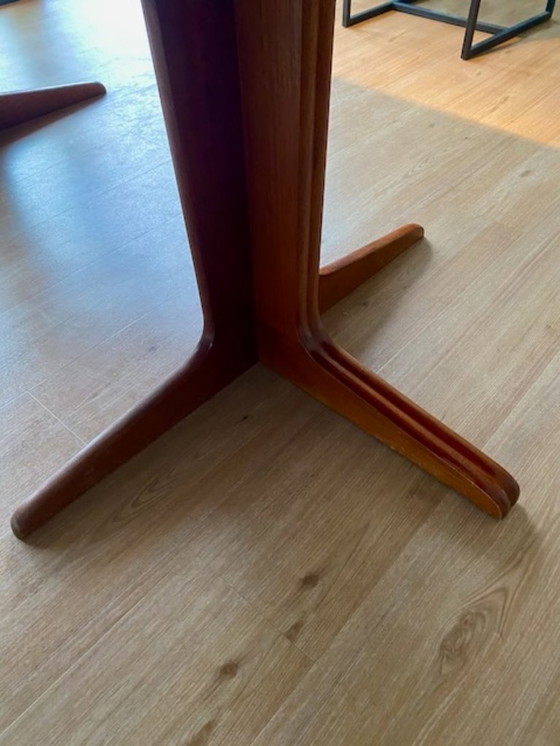 Image 1 of Midcentury Danish round dining table by VV Møbler 1960s - with 2 extensions