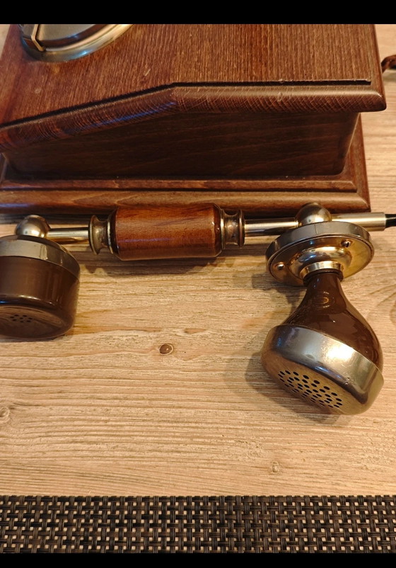 Image 1 of Téléphone Rembrandt 