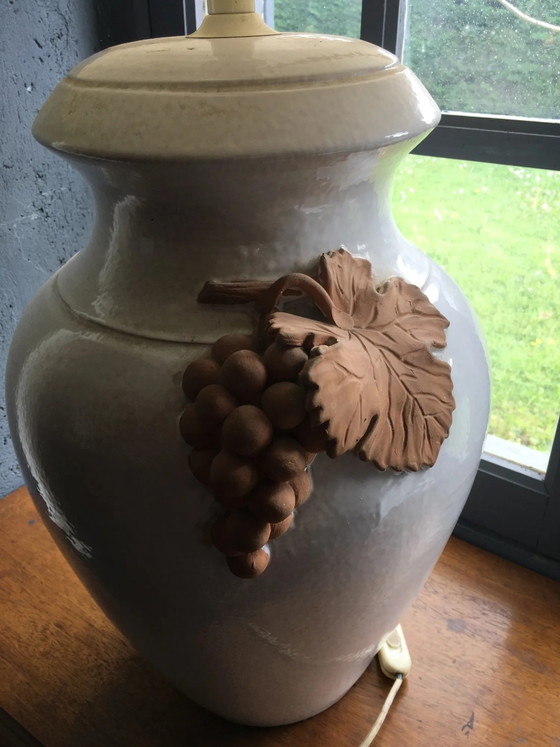 Ceramic lamp in the shape of a bunch of grapes. – Table lamps, Porcelain, Vintage (photo 7 of 8)