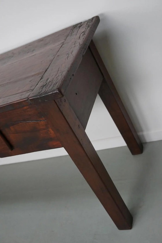 Image 1 of Großer, antiker französischer Beistelltisch im Kolonialstil aus Teakholz