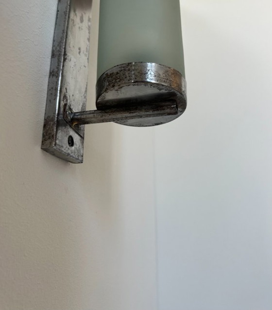 Image 1 of Lampada da parete tubolare vintage, cromo e vetro sabbiato, Francia 1940
