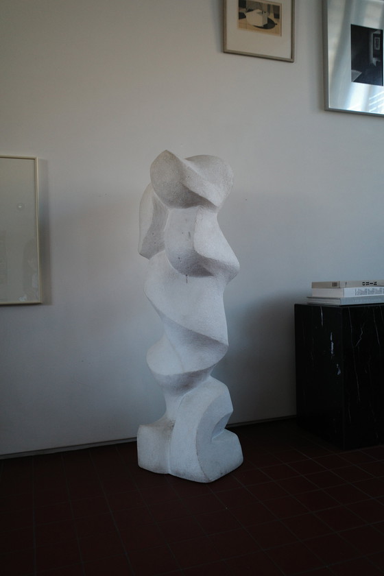 Image 1 of Stehende Granit-Stein-Skulptur
