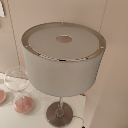 Acorn tree Liz table lamp