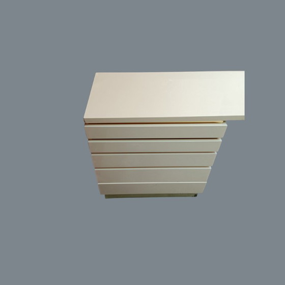 Image 1 of Jean-Claude Mahey coiffeuse / bureau in lak met messing plint 70's