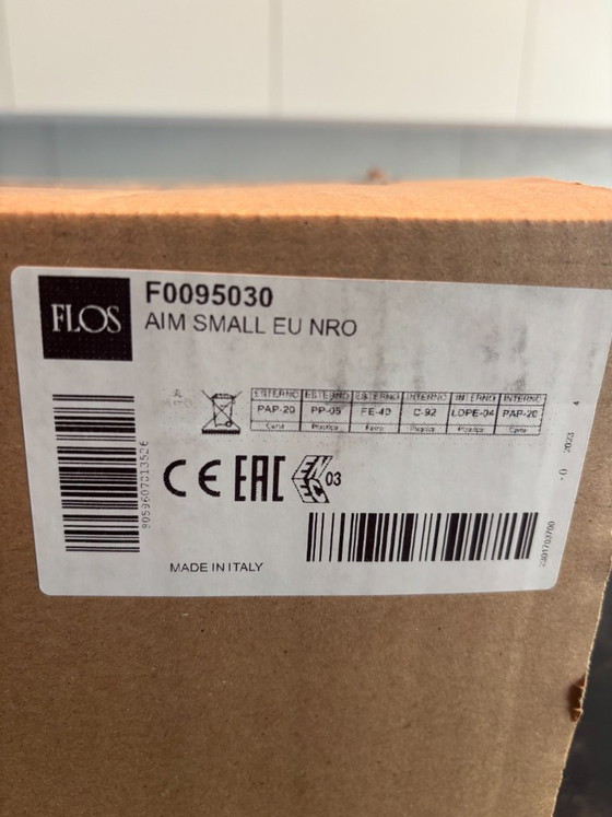 Image 1 of 4x Flos Aim Small