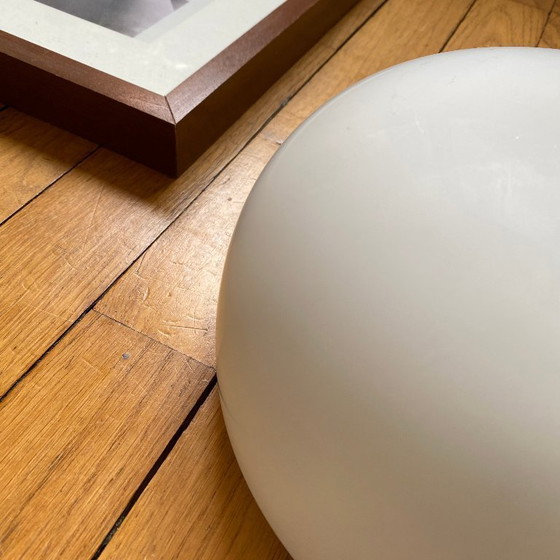 Image 1 of Lampada da parete/soffitto a mezza sfera e mezza luna, 24 cm, vetro bianco opaco