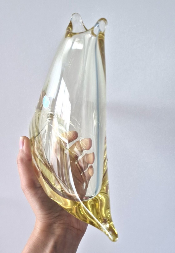 Vase en verre d'art tchèque vintage des années 1960 par Miloslav Klinger - Železný Brod Glass (photo 7 of 9)