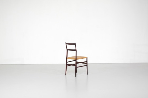 Image 1 of Chaise " Superleggera " en bois, créée par Gio Ponti pour Cassina, Italie, 1957.