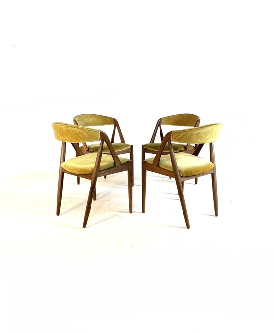 Image 1 of Set van 4 vintage eetkamerstoelen model 31, Kai Kristiansen ‘60