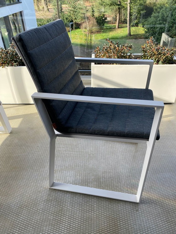 Image 1 of Lounge table with 4 chairs