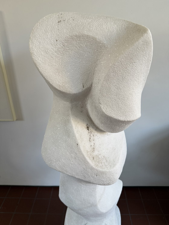 Image 1 of Stehende Granit-Stein-Skulptur