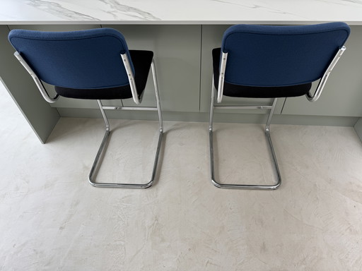 Marcel Breuer Cesca barstools