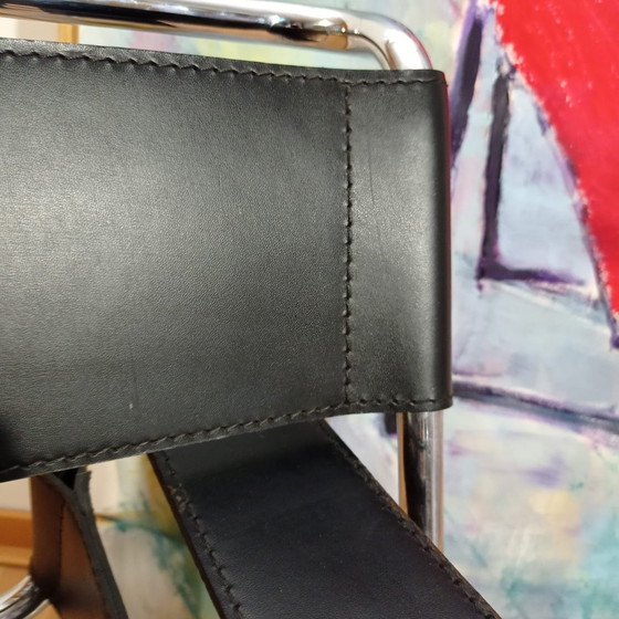 Image 1 of Poltrone Knoll Wassily B3 in pelle nera di Marcel Breuer
