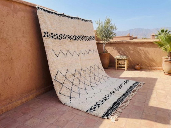 Magnifique Tapis Artisanal En Laine 250cmx150cm – Cotton (photo 3 of 6)