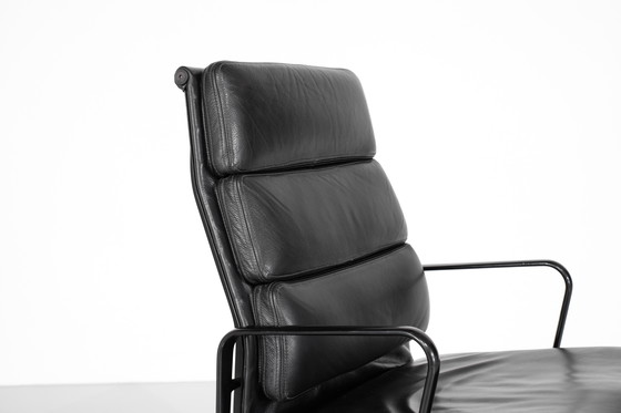 Image 1 of Soft Pad Chair "EA 219" Charles Ray Eames, USA 1969.