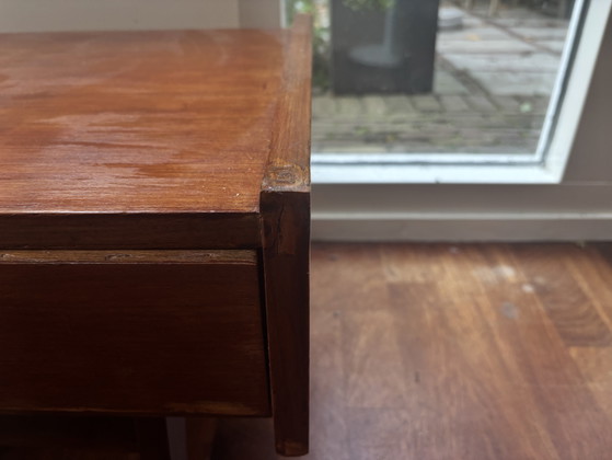 Vintage Mid Century Modern Low Sideboard – Wood (photo 4 of 6)