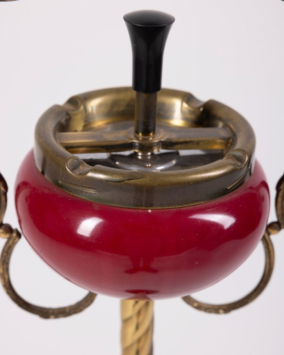 Cendrier de sol vintage en laiton des années 1960, orné d'un motif italien. – Objets déco, Brass (photo 6 of 8)