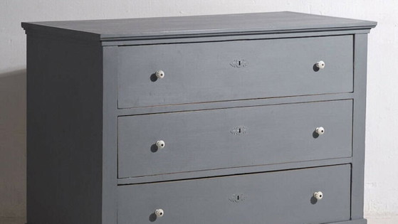 Antique bedroom chest of drawers (c.1920) #13 (photo 3 of 29)