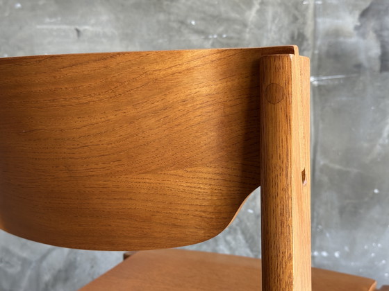 Image 1 of Set van 6 vintage Scandinavische eikenhouten stoelen | Brutalistisch | Jaren 60-70 | Stapelbaar