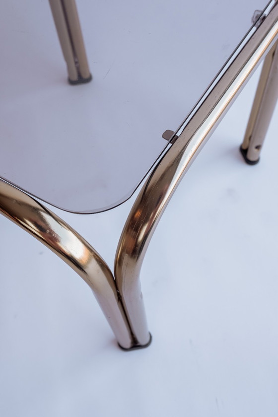 Image 1 of Tavolino laterale quadrato in ottone vintage e vetro