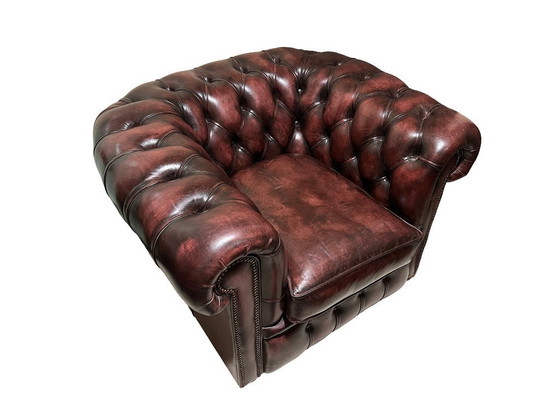 Image 1 of Poltrona Chesterfield in pelle realizzata su misura, Fleming & Howland, 2016