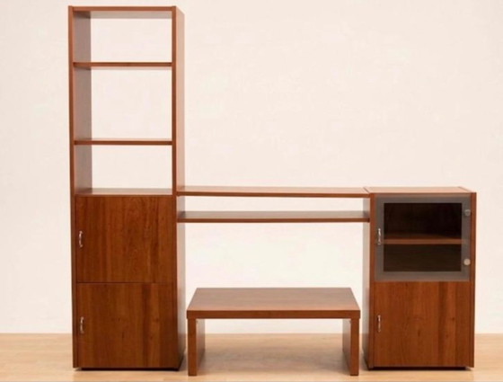 Image 1 of Combinaison élégante de meuble mural modulaire et de bureau – Placage bois chaleureux