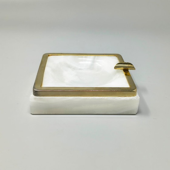 1960s Mid-Century Modern Italian Onyx Smoking Set With Table Lighter & Ashtray – Decorative Objects, Stone (photo 8 of 9)