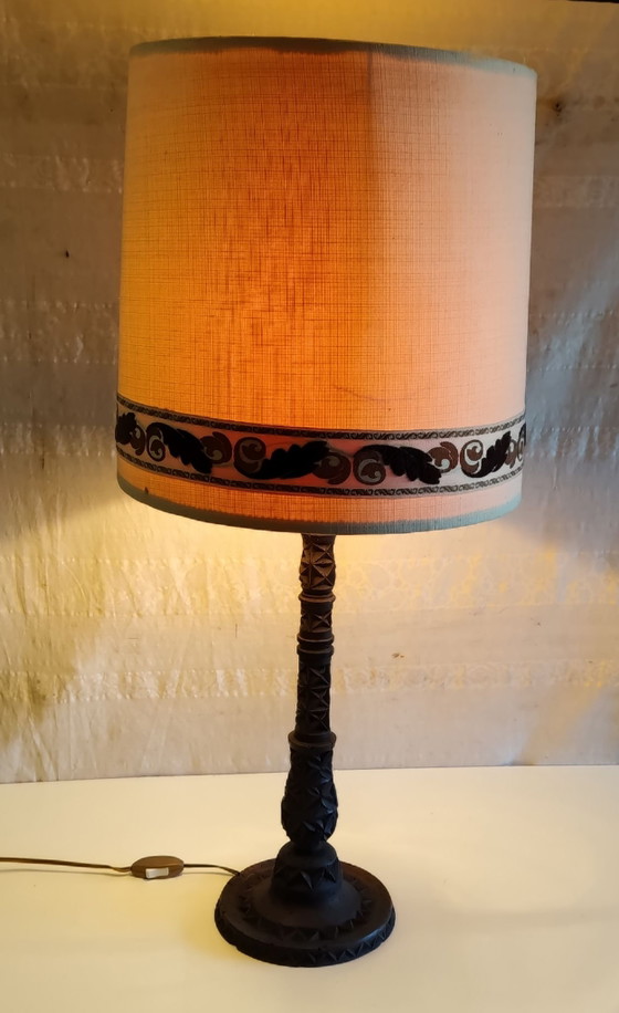 Brutalist solid wood table lamp base - early 20th century, Brown (photo 3 of 8)