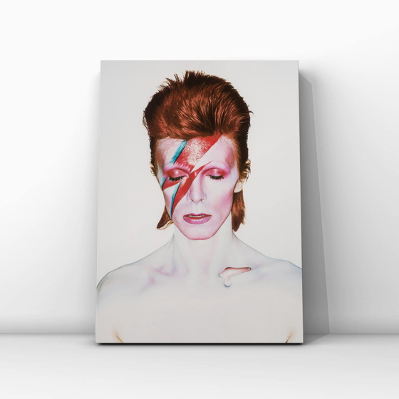 Image 1 of 1x Alladin Sane (yeux fermés) 1973 Photographie couleur de David Bowie