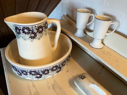 Lavabo de madera de pino con dos cajones