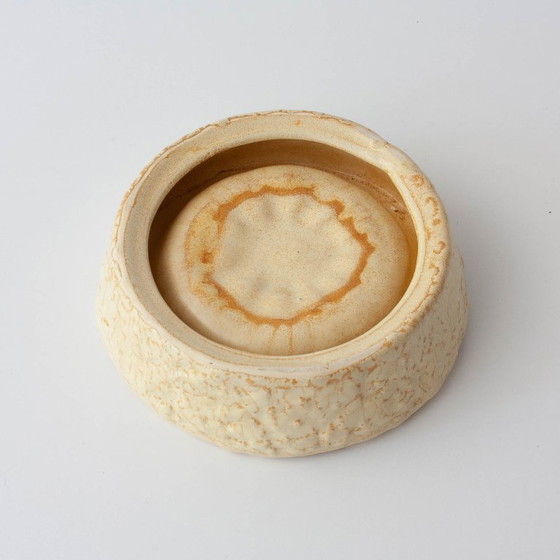 1970s Beige Textured Ceramic Ashtray from Aleluia – Table accessories (photo 10 of 10)